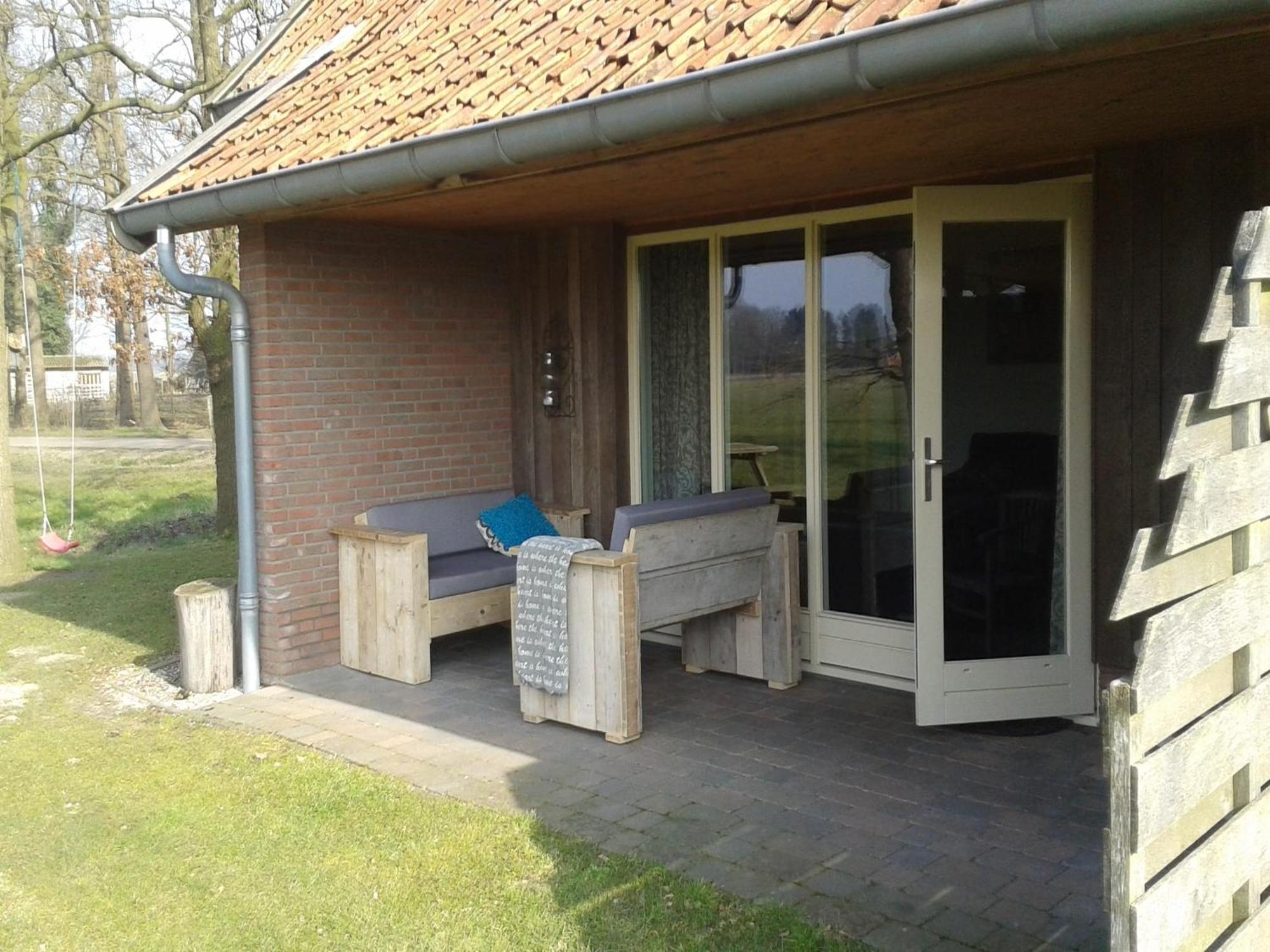 Holiday Home In Geesteren With Roof Terrace Garden Furniture Zewnętrze zdjęcie